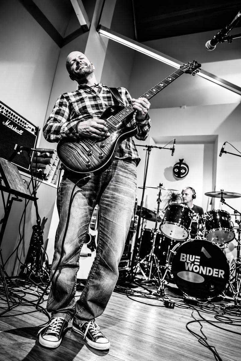 Gitarrist Blue Wonder Band