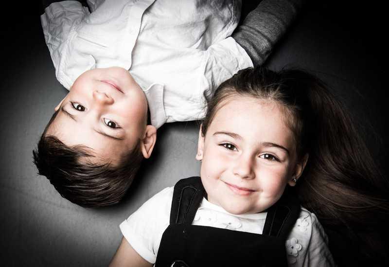 Geschwister Kinder