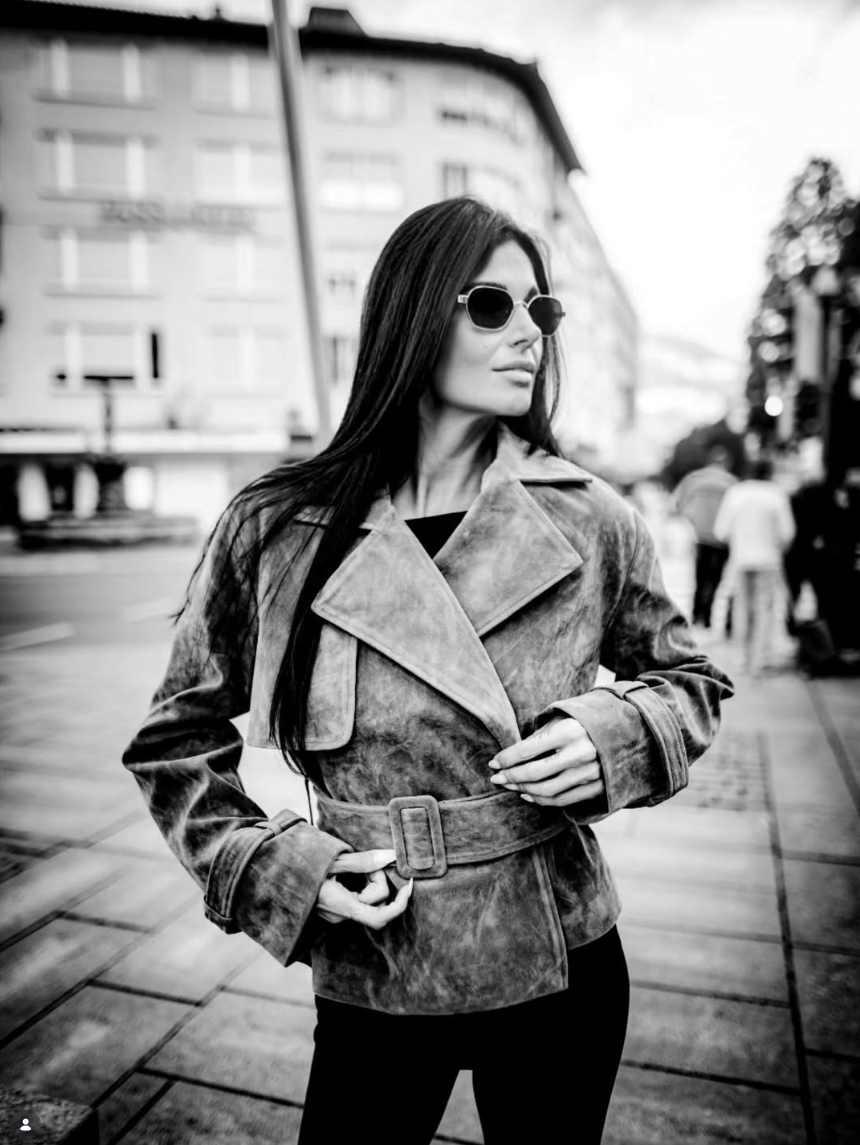 Portrait Strasse Schwarz-Weiss