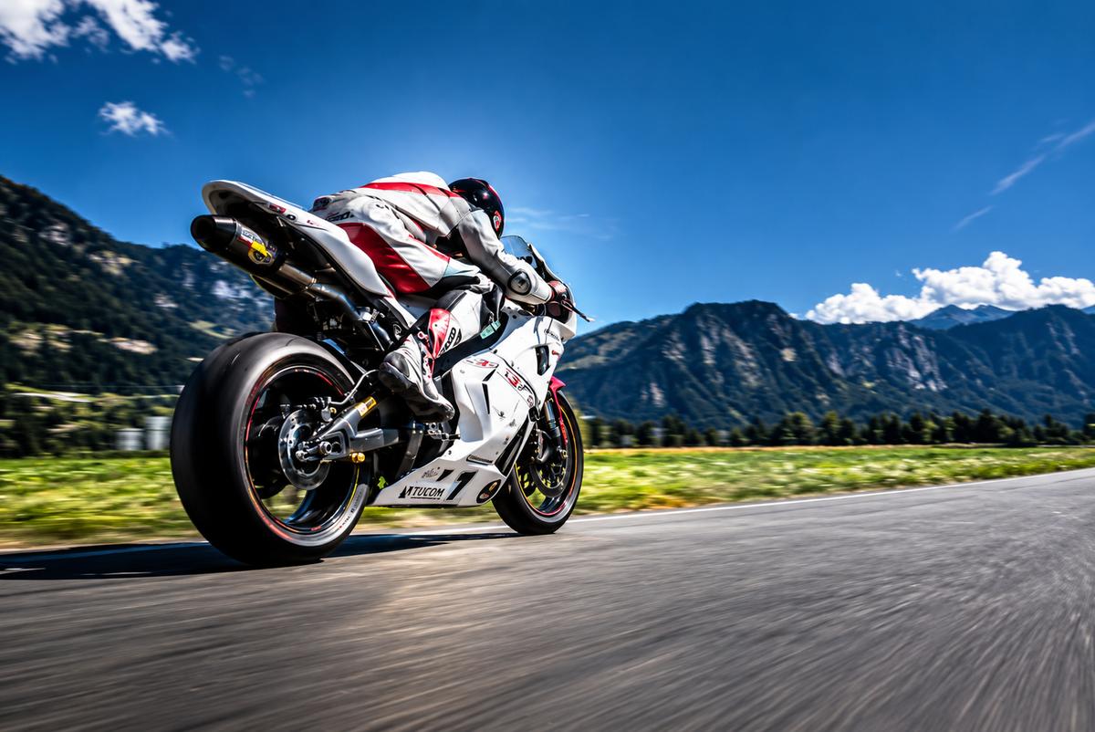 Motorrad Sportfahrer Alpen